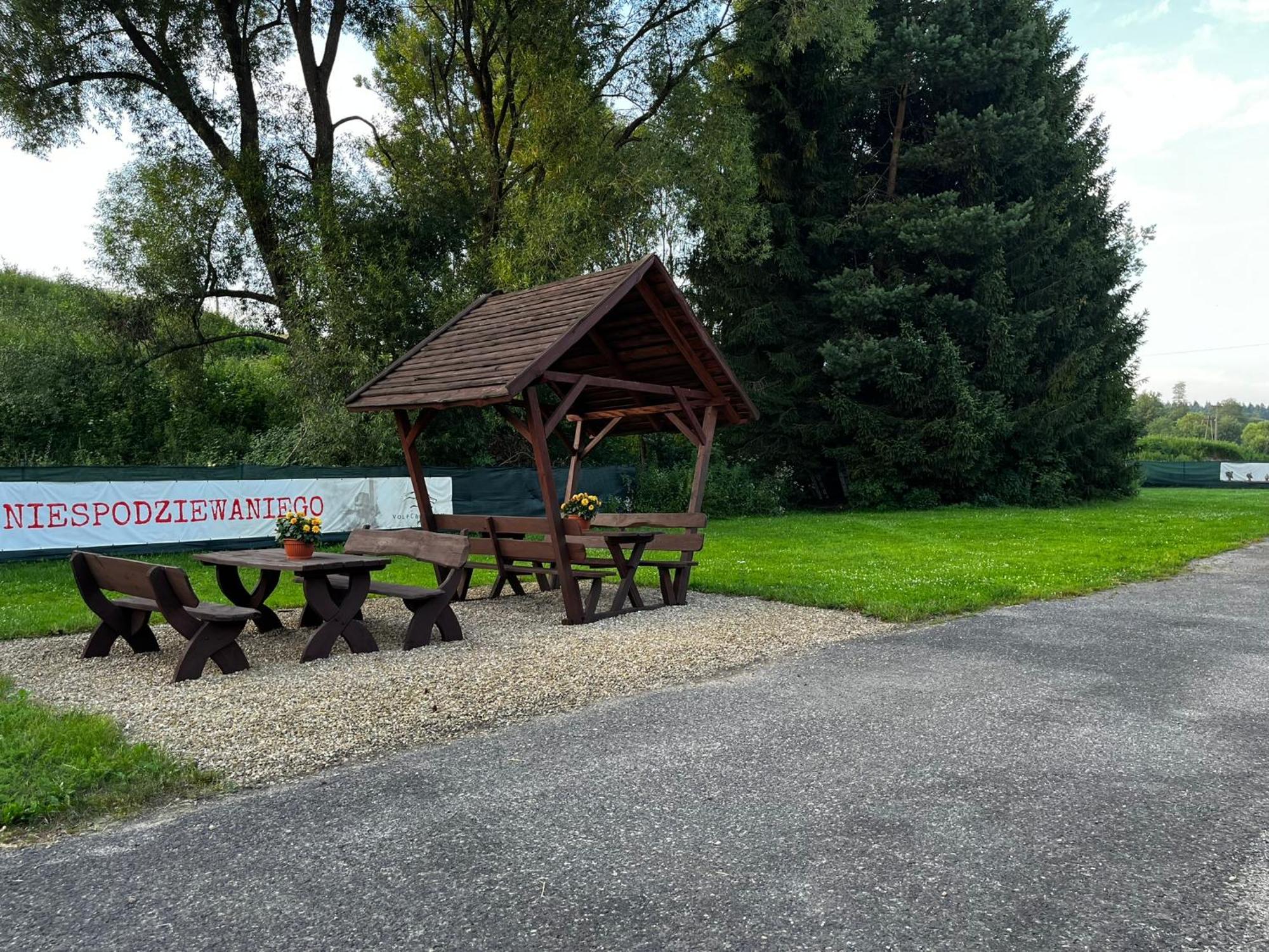 Osrodek Volfcamp Kwaszenina Apartment Arlamow Exterior photo